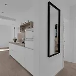 Balmis House B * ماكارسكا