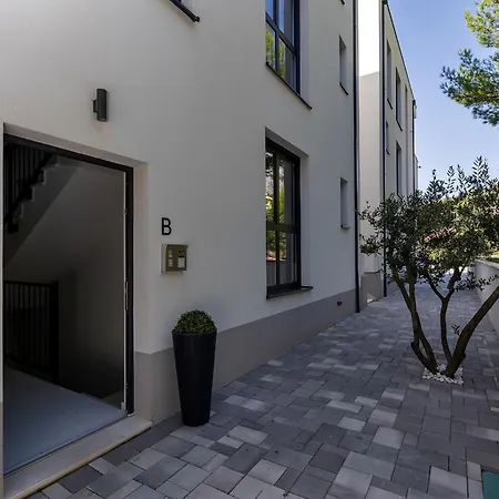 Balmis House B * Makarska